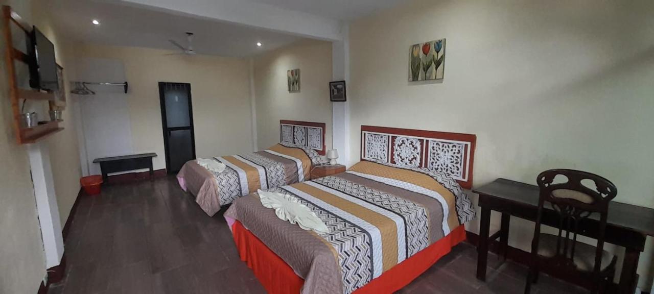 Hotel Porto Bello San Pedro La Laguna Ngoại thất bức ảnh